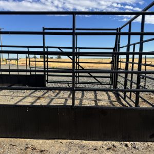 7’x10’ Stall divider